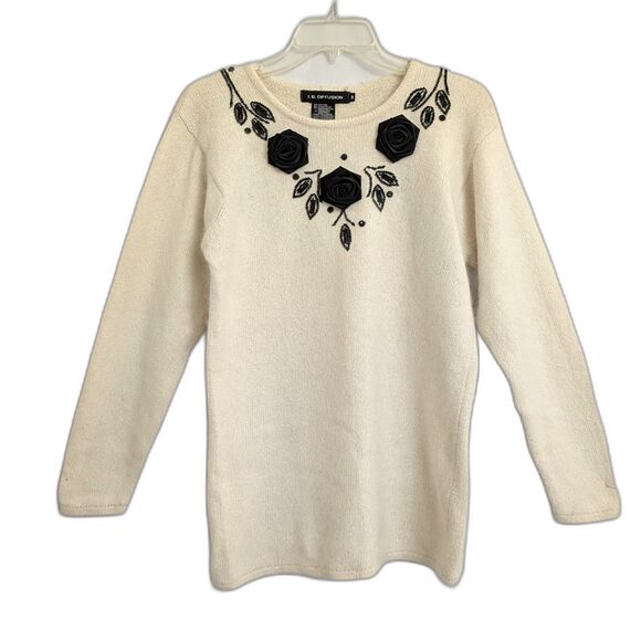 I.B. Diffusion Sweater VTG Size M Silk Angora Lambswool Rosettes Beads 80s - Picture 2 of 14